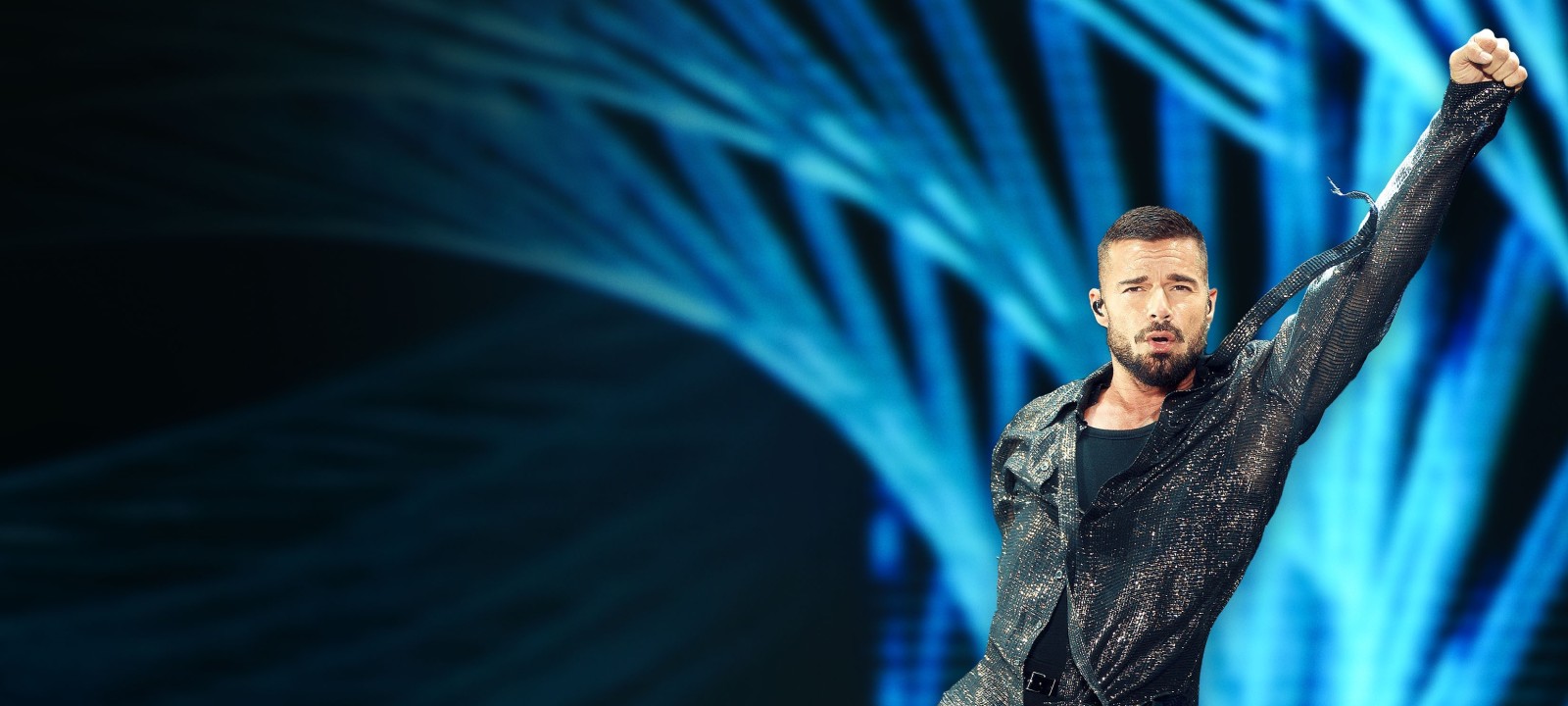 Ricky Martin on stage